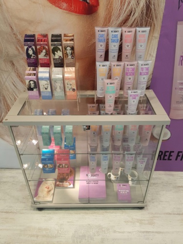 KMI Brands at Cosmoprof 2017